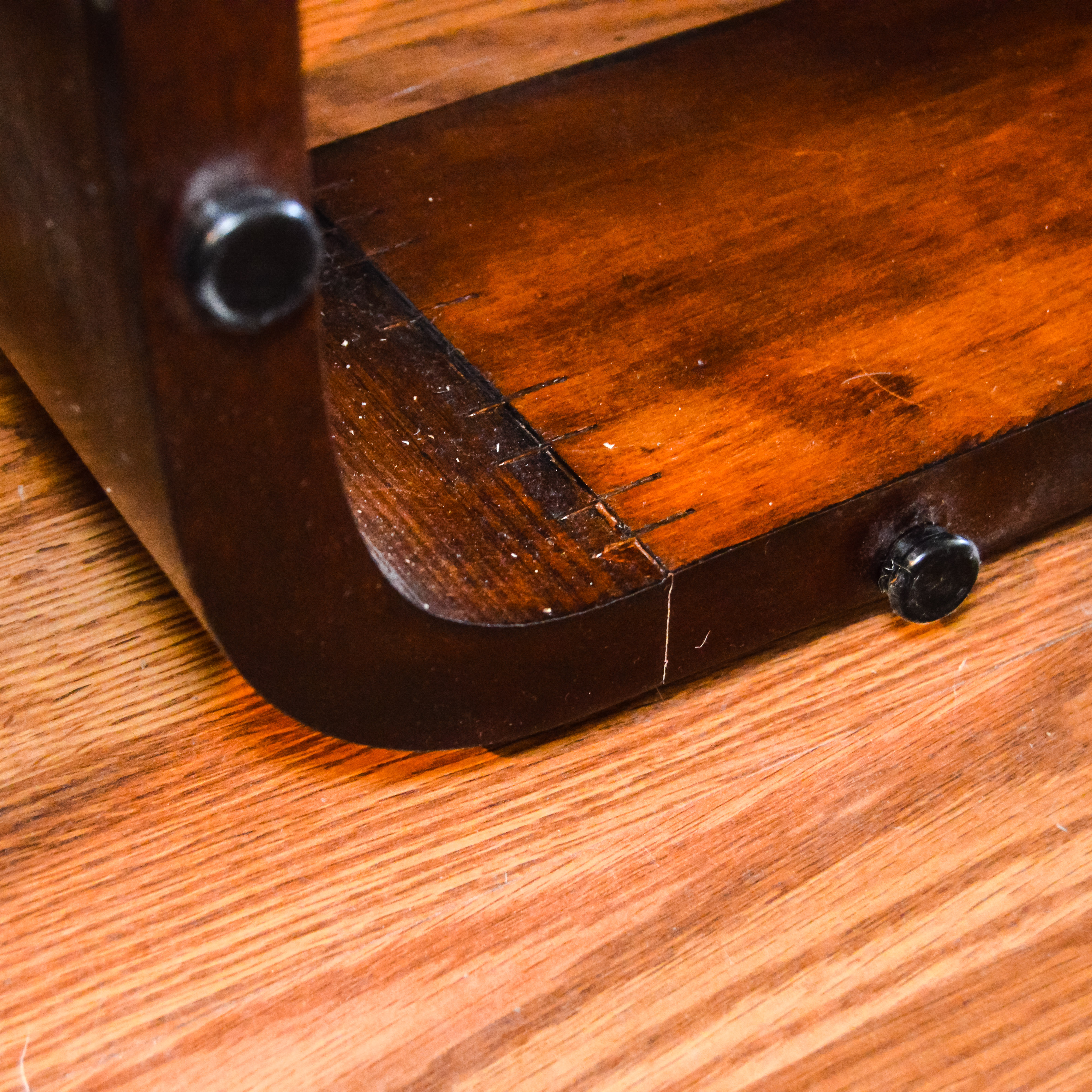 Henredon Upholstered Queen Bed with Woven Upholstery