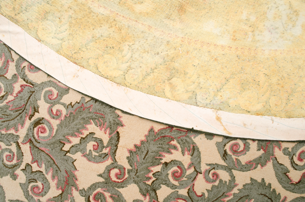 Stark Round Floral Rug