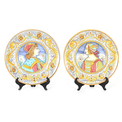 Pair of Handmade Deruta Majolica Style Painted Plates Pair of Handmade Deruta Majolica Style Painted Plates