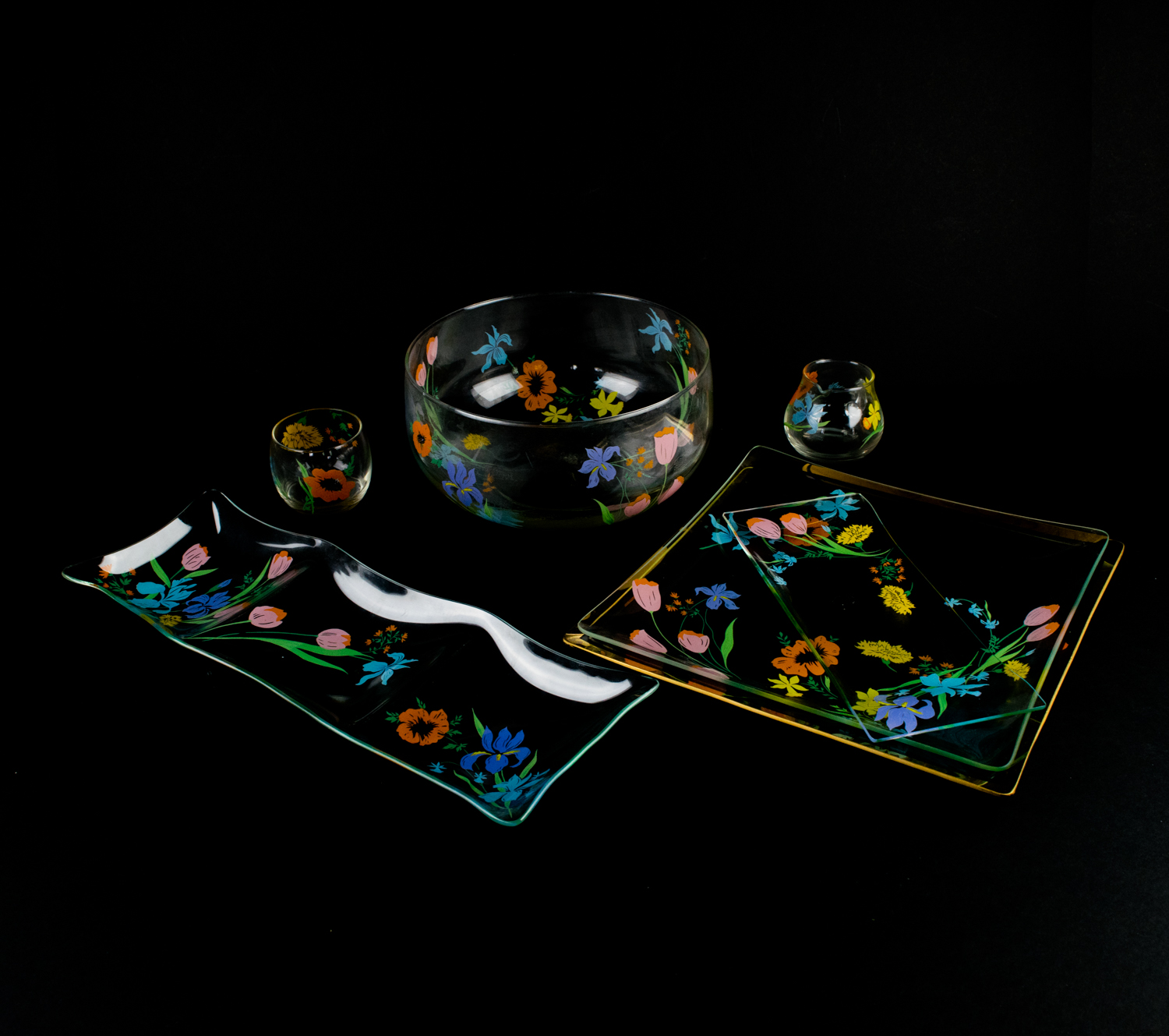 Collection of Mid-Century Modern Entertaining Pieces