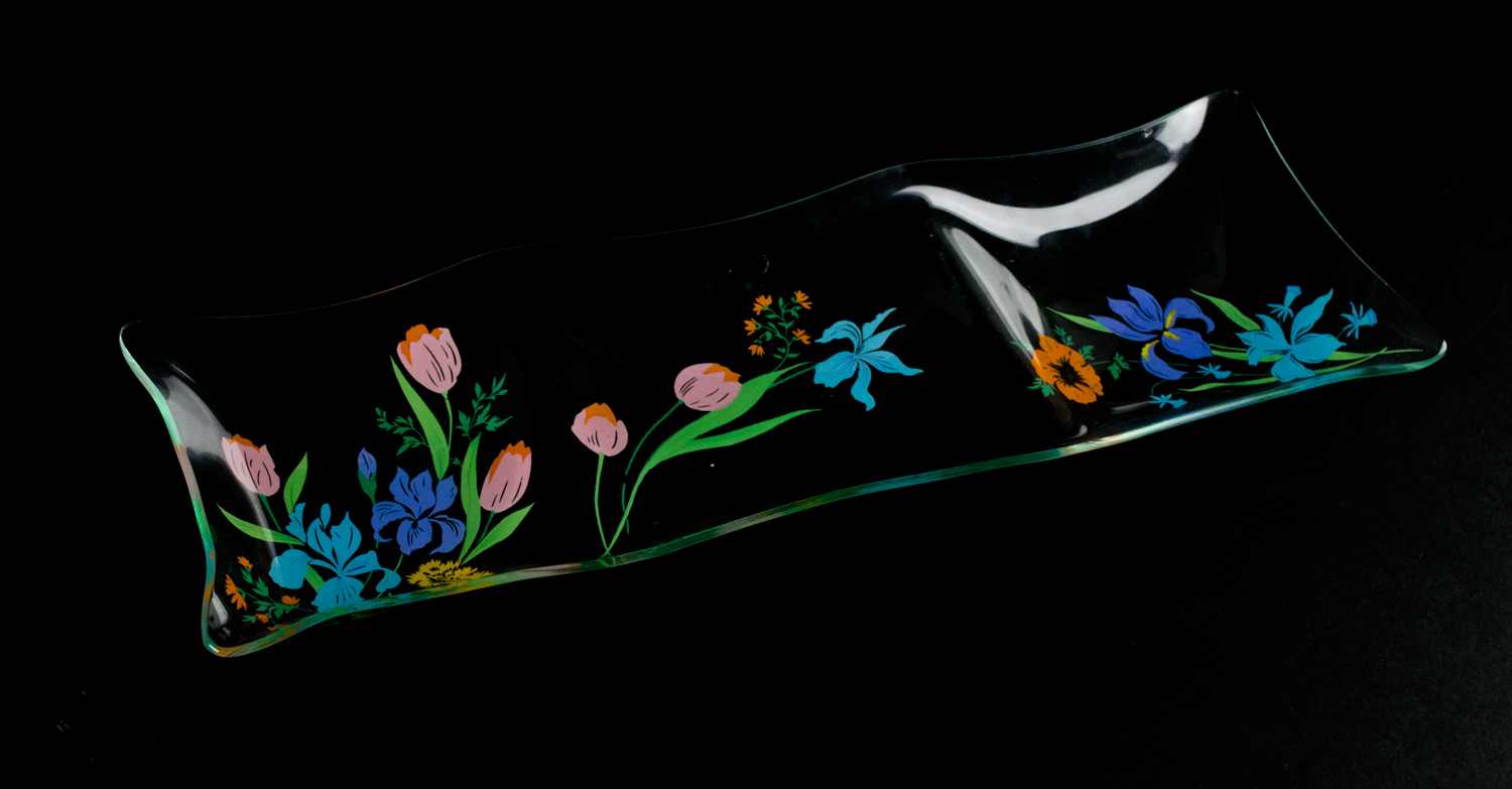 Collection of Mid-Century Modern Entertaining Pieces