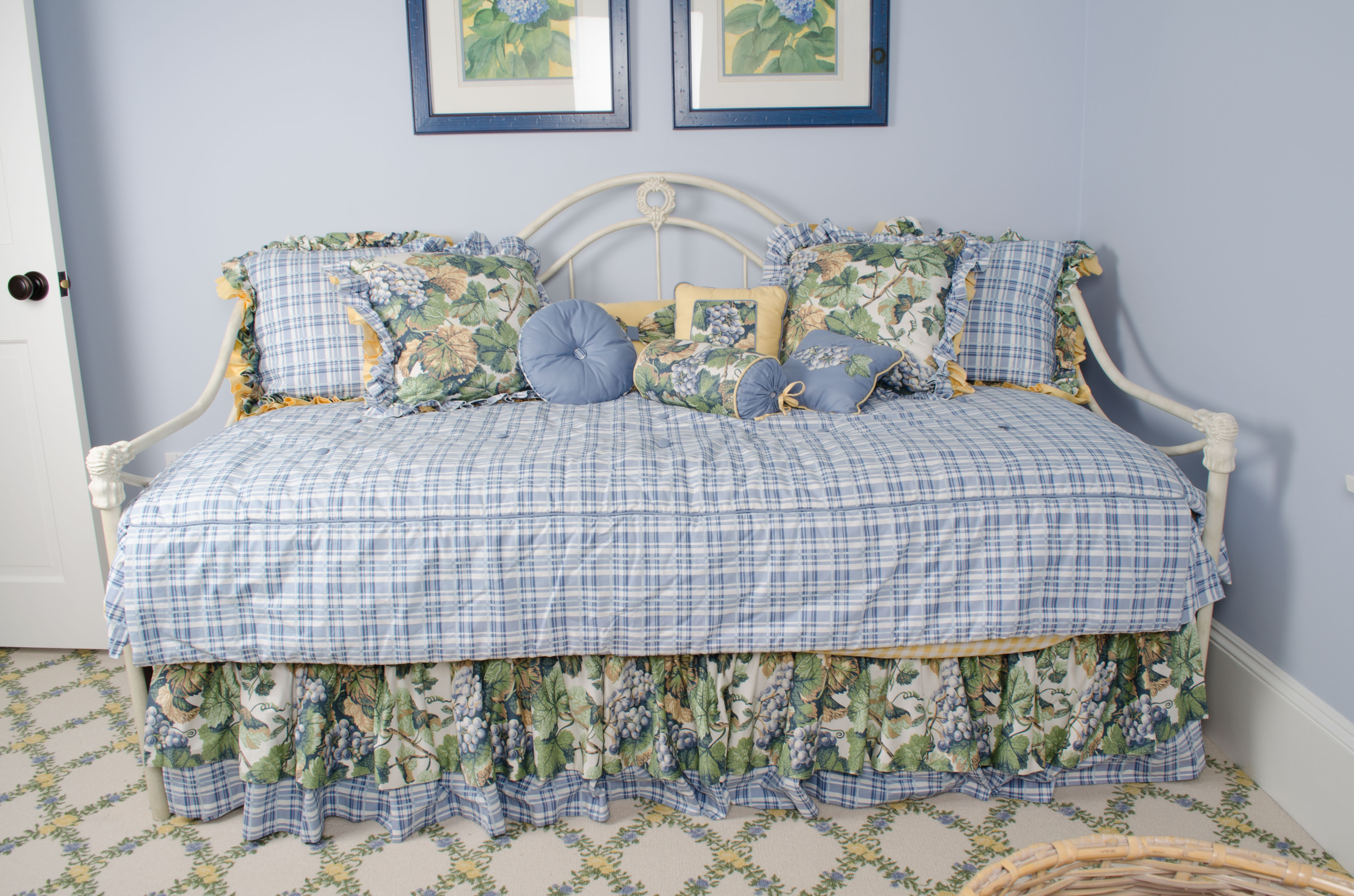 Cast Iron Trundle Day Bed