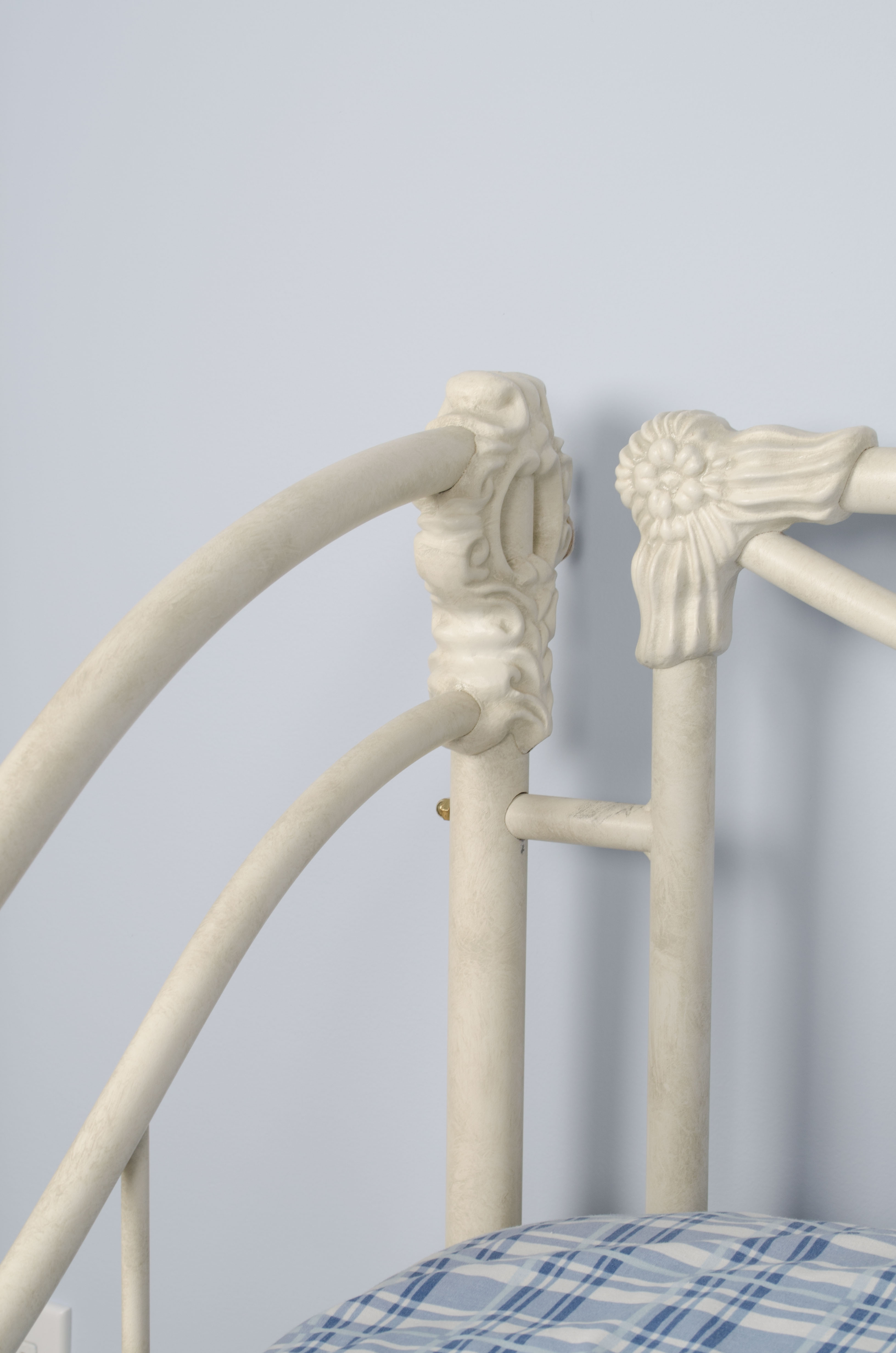 Cast Iron Trundle Day Bed