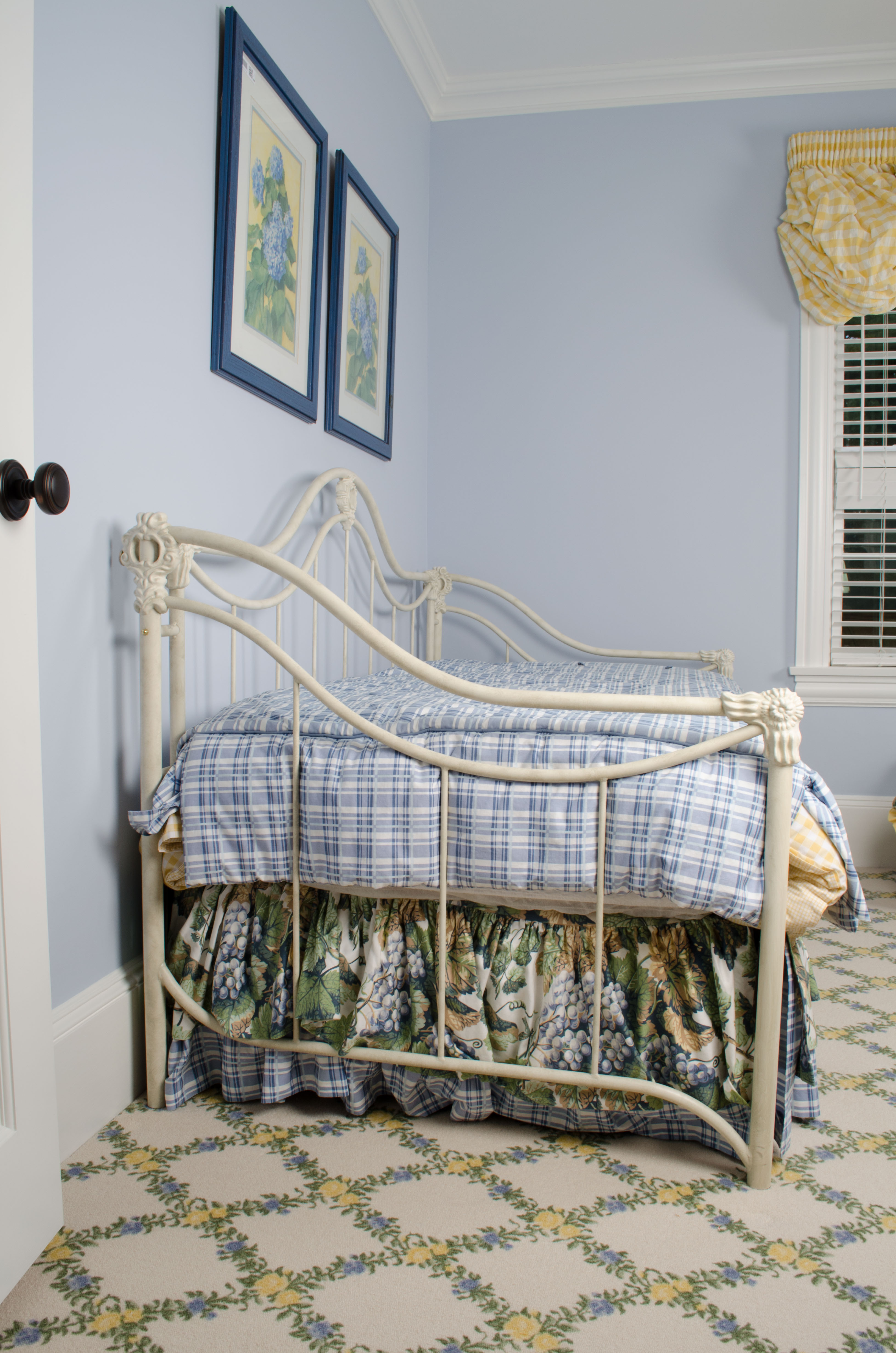 Cast Iron Trundle Day Bed