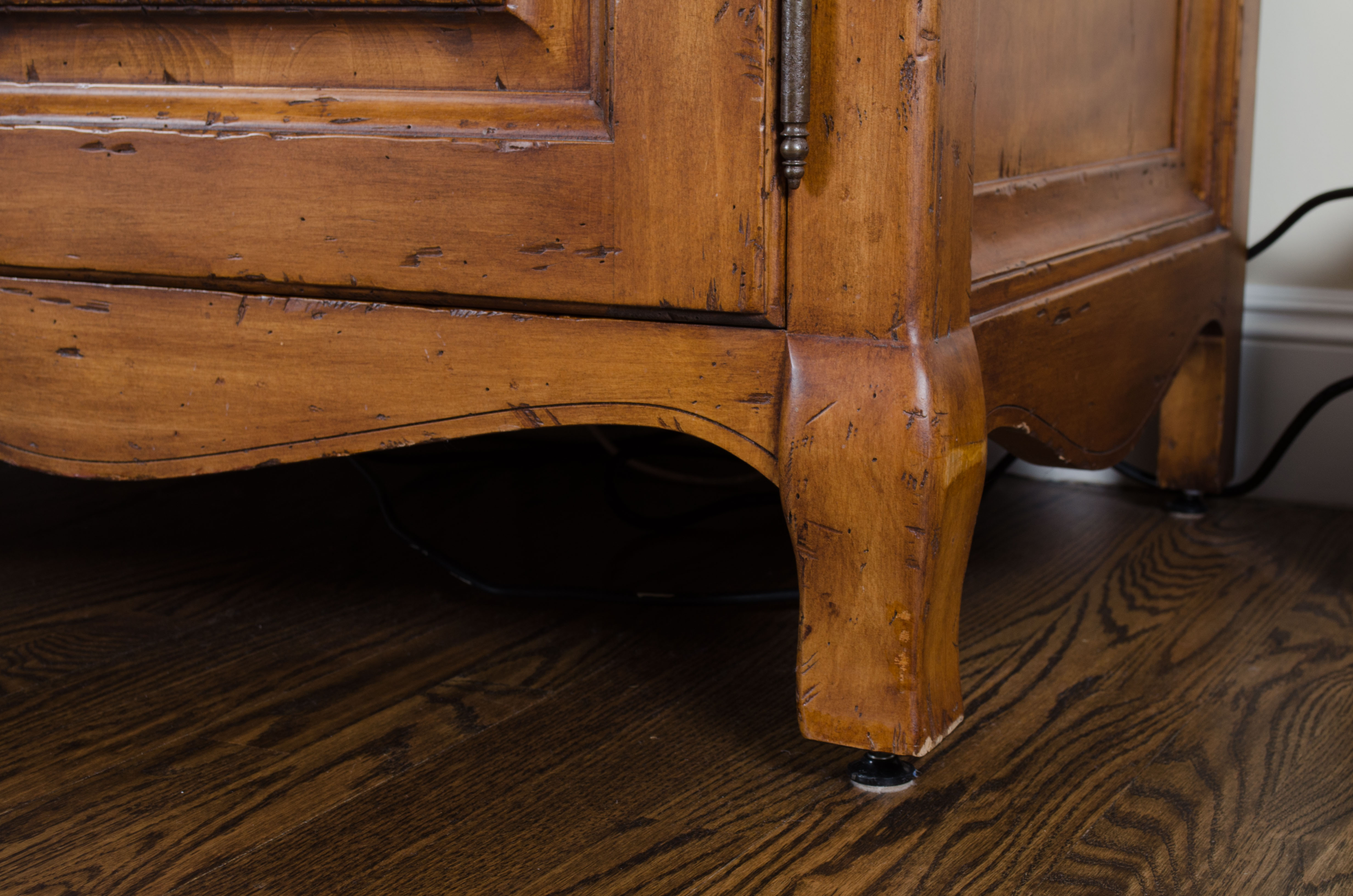 Fremarc Designs Entertainment Armoire