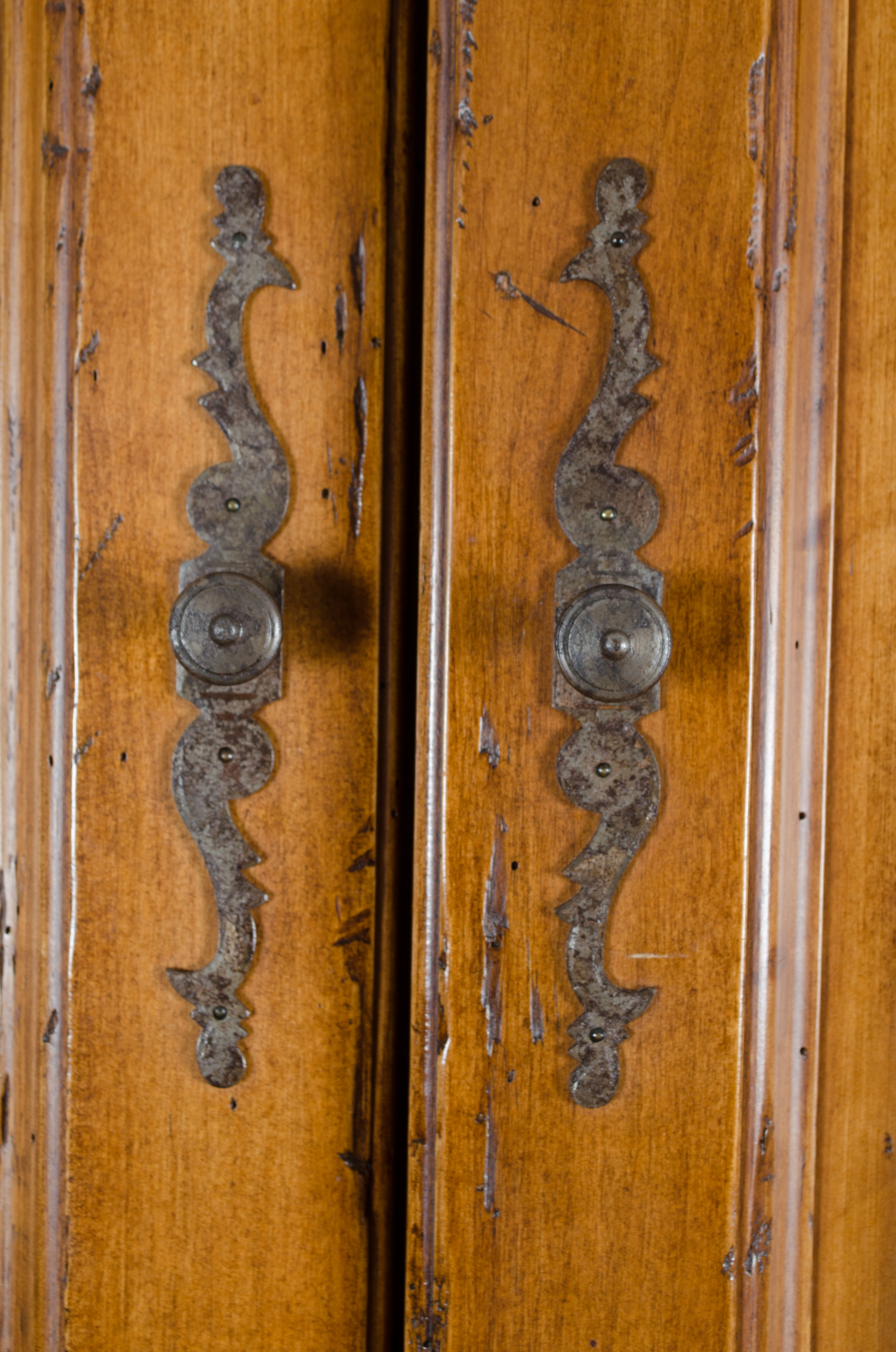 Fremarc Designs Entertainment Armoire