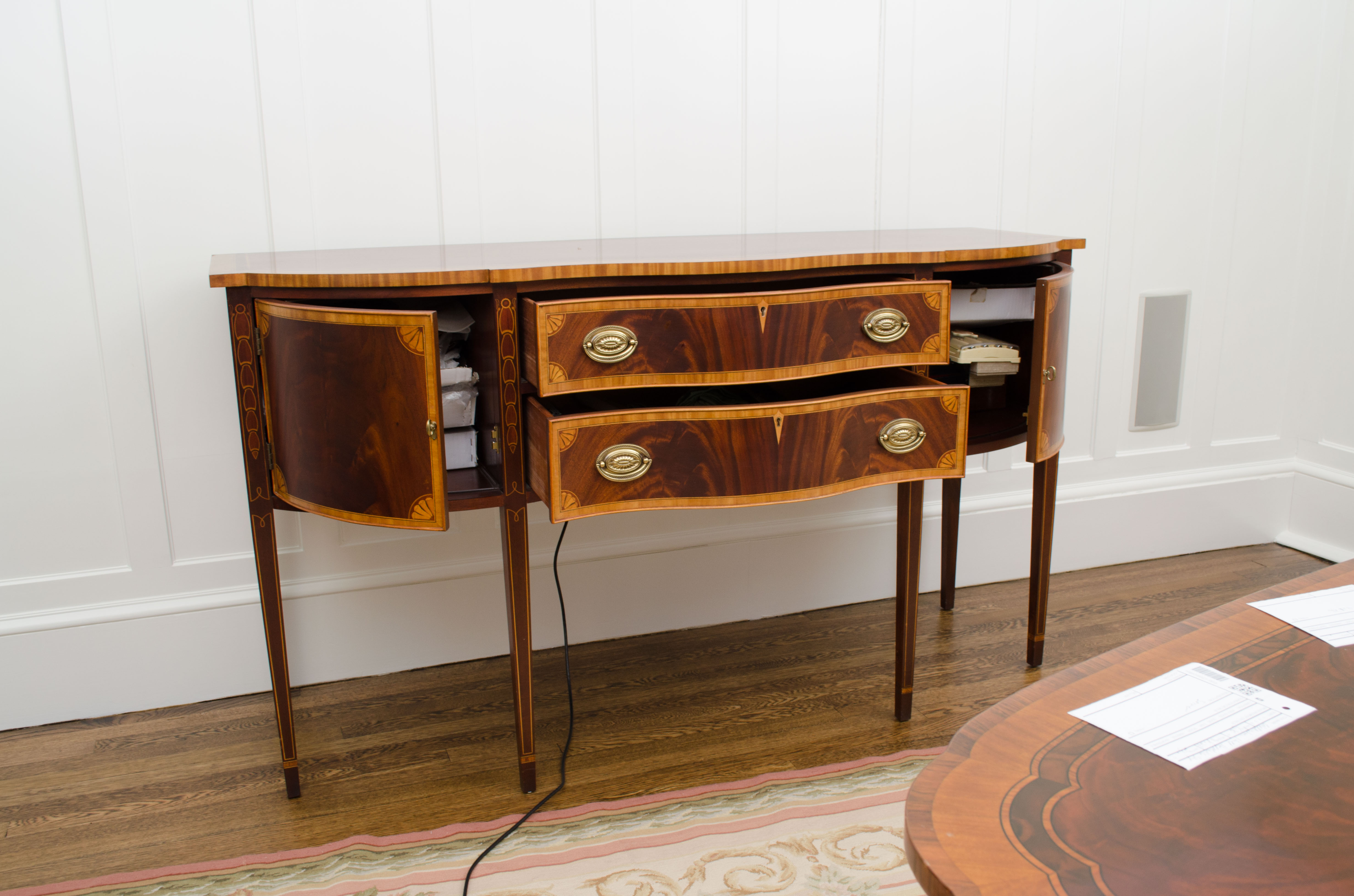 Wellington Hall Hepplewhite Style Sideboard