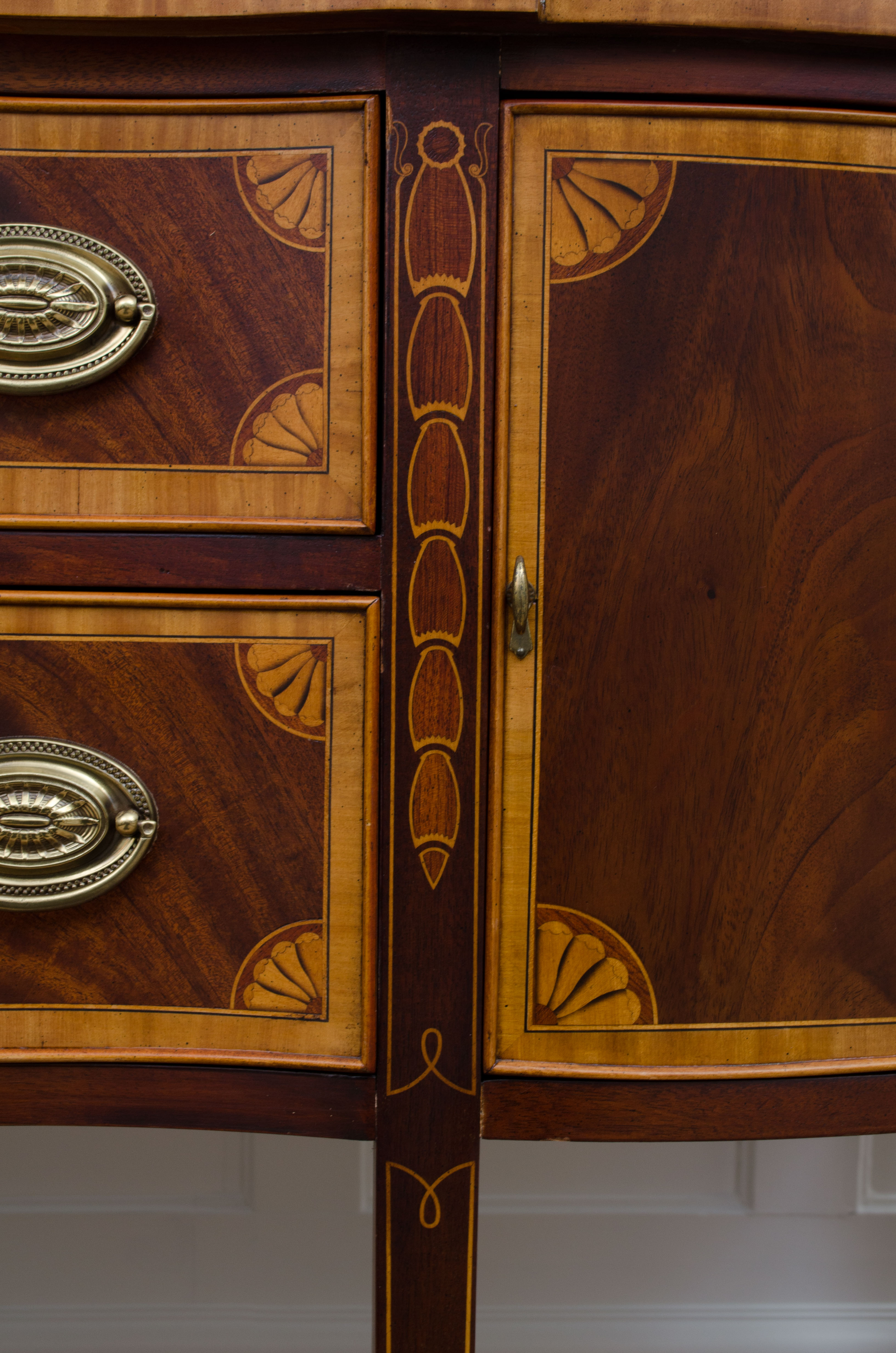 Wellington Hall Hepplewhite Style Sideboard