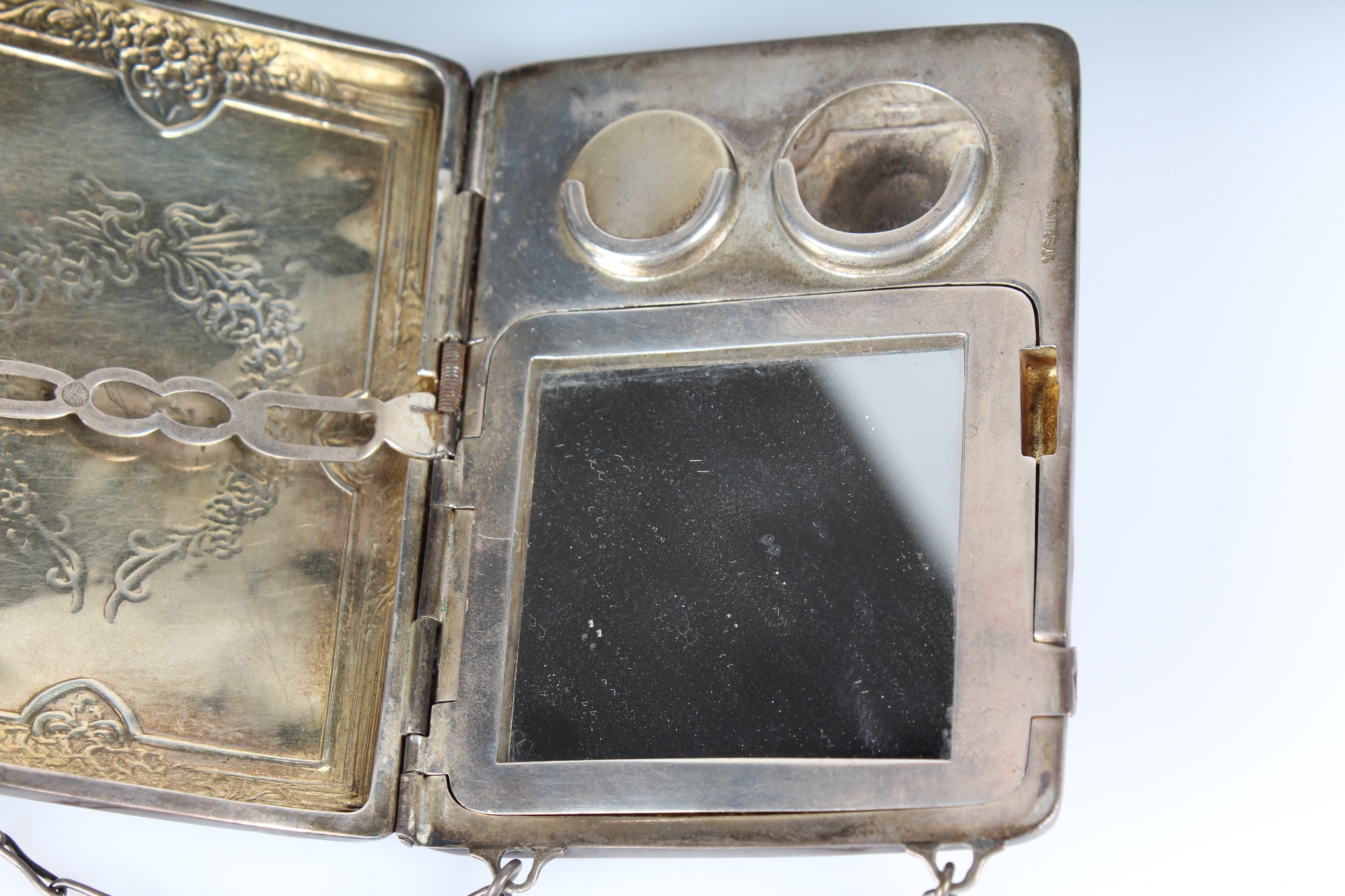 Art Nouvea Style  Antique Sterling Silver Compact