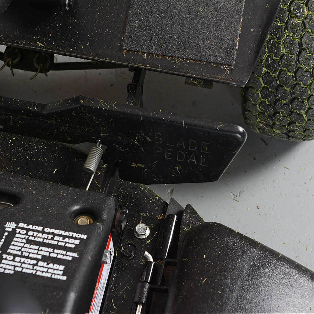 Craftsman 28" Deck Riding Lawn Mower