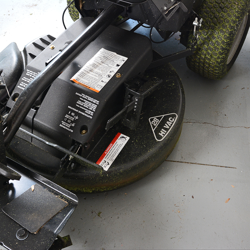 Craftsman 28" Deck Riding Lawn Mower