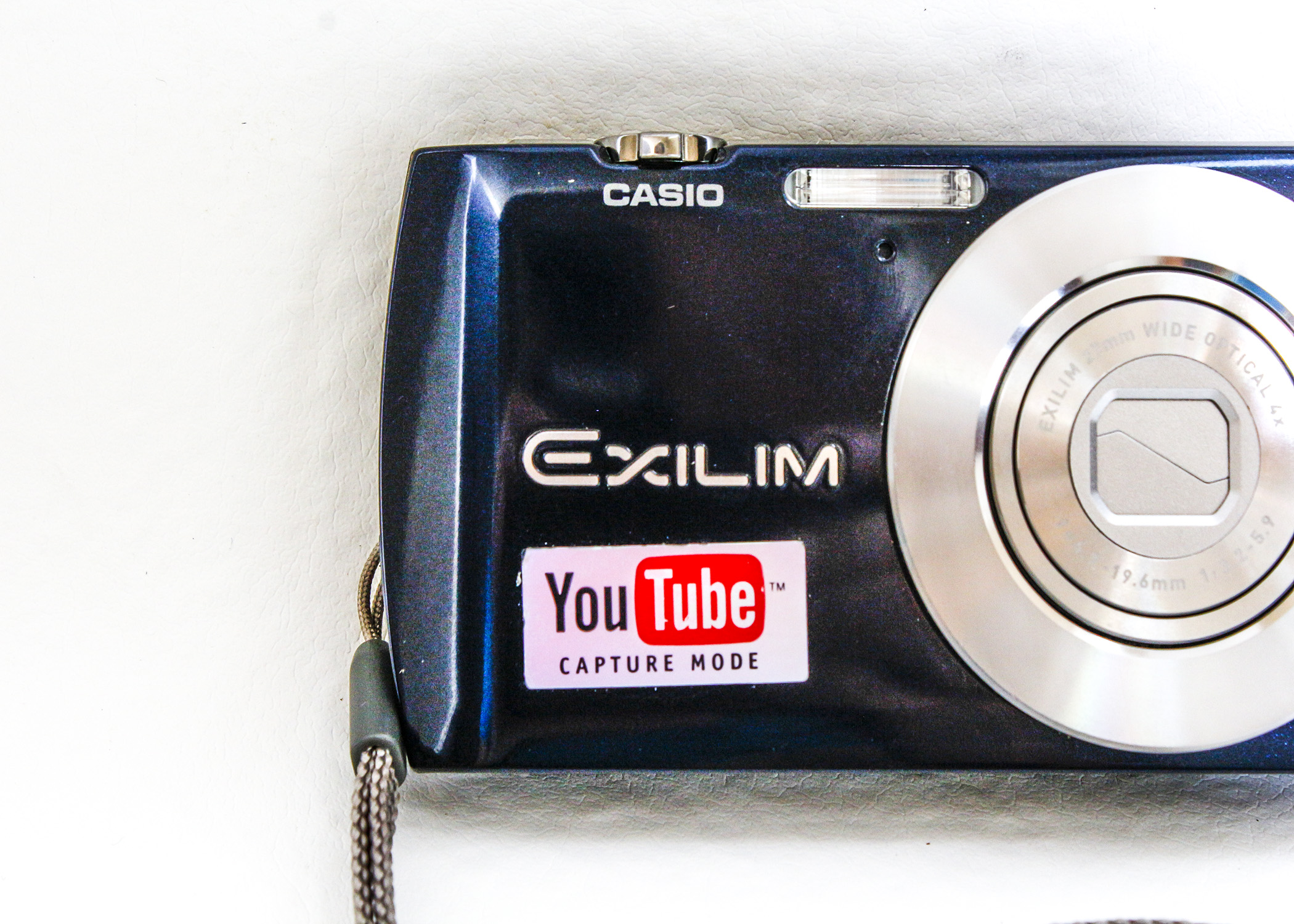 Casio Exilim Digital Camera EX-S200