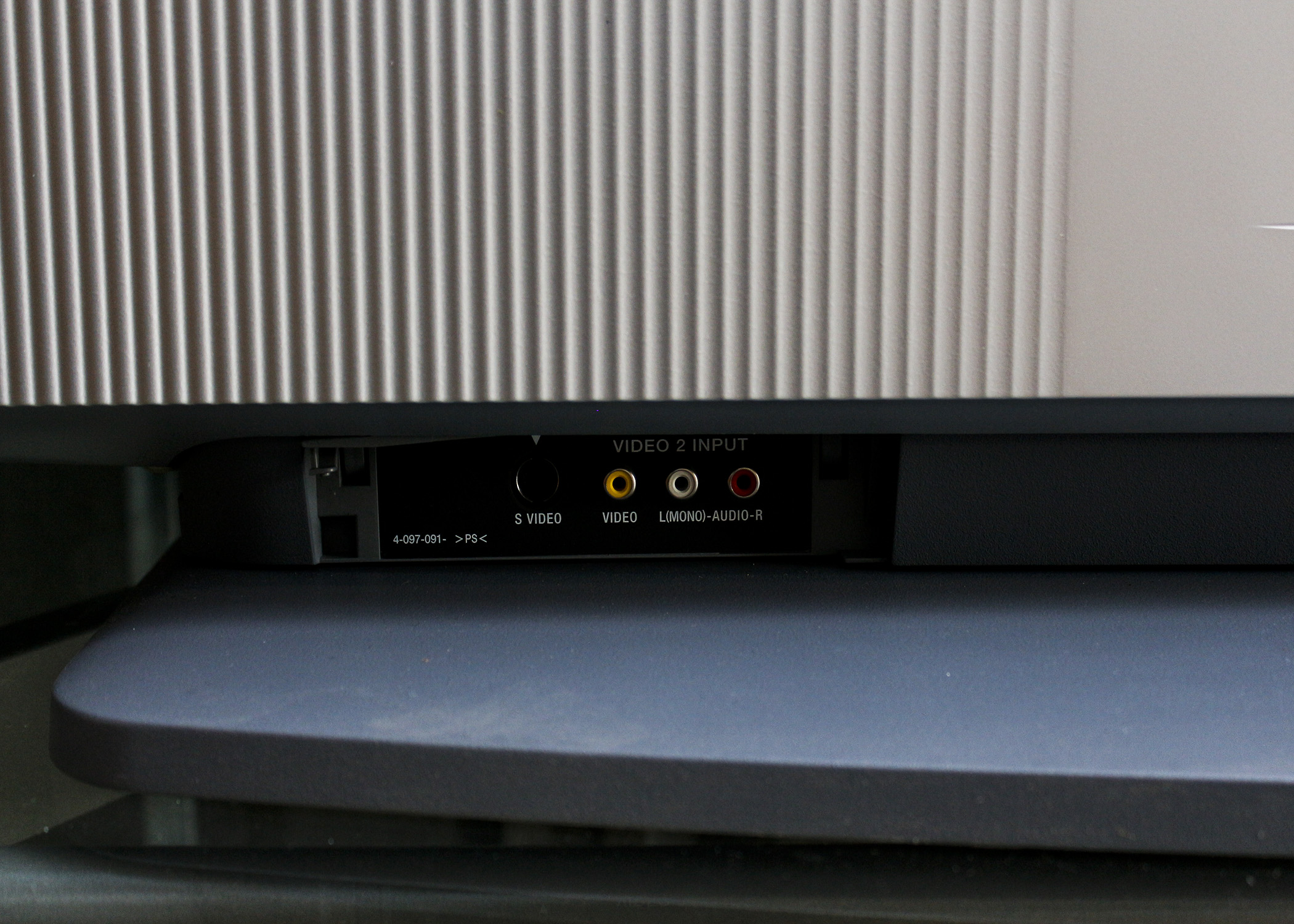 Sony Grand WEGA 60-Inch HDTV-Ready LCD Rear Projection TV with Remote