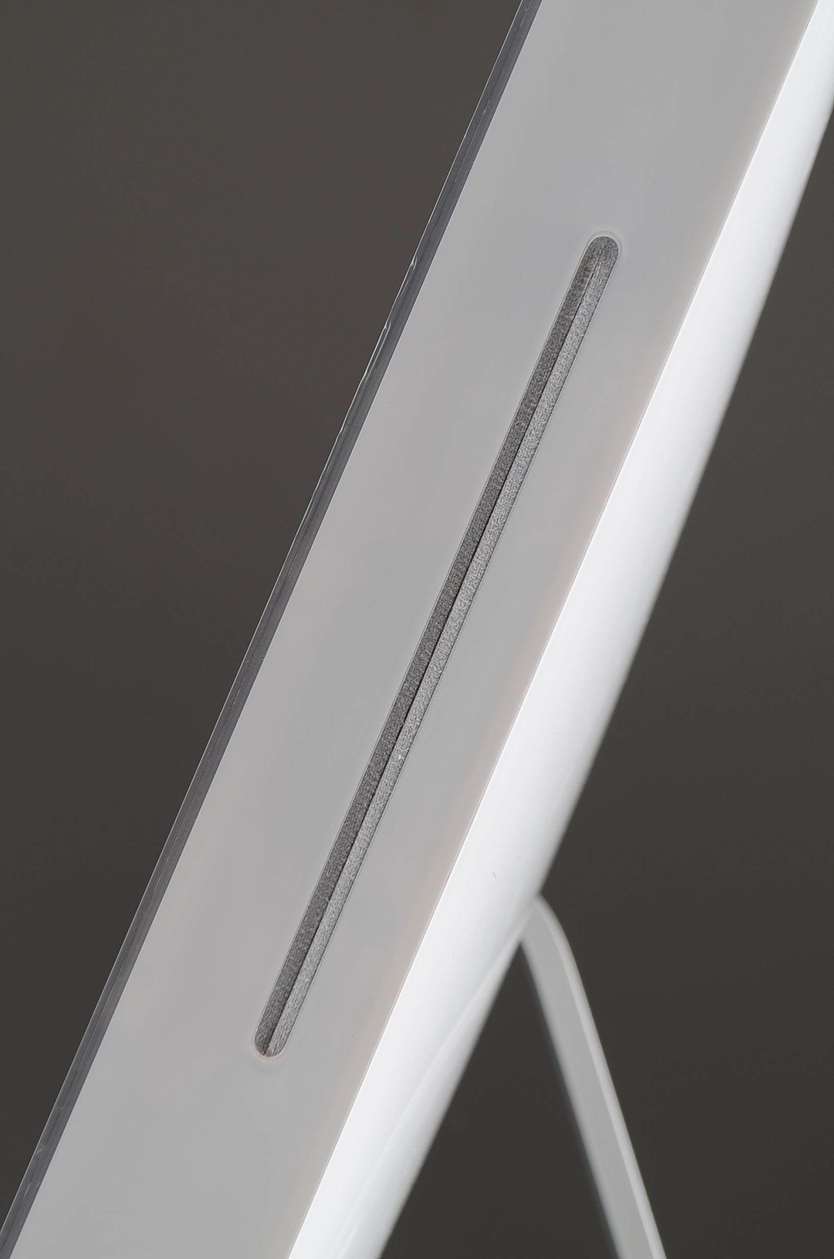 iMac Desktop in White