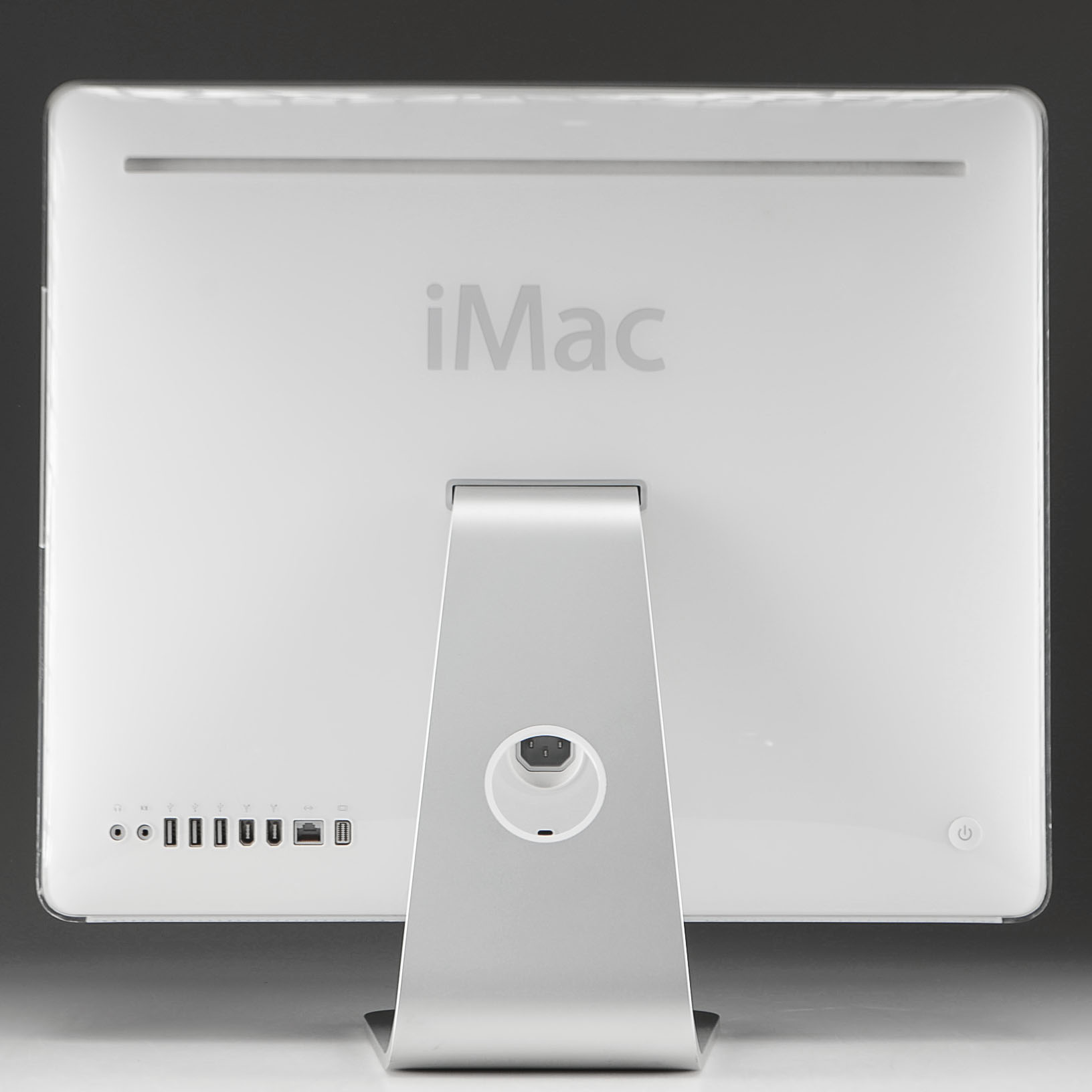 iMac Desktop in White