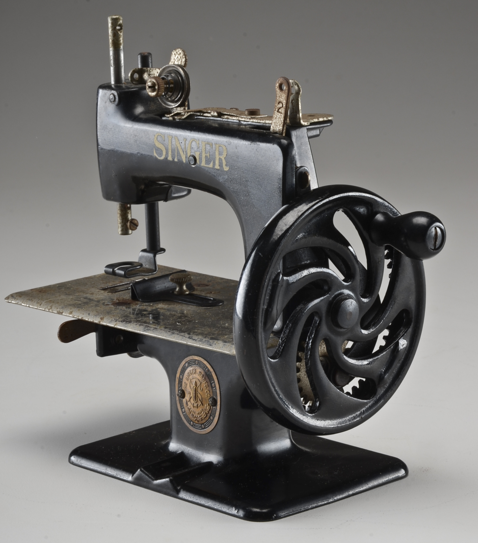 Antique Singer Toy Sewing Machine EBTH