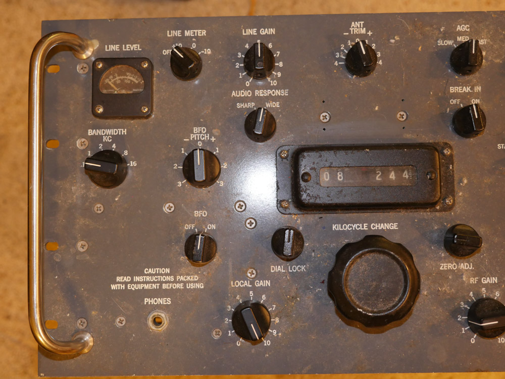R390A Military Shortwave Radio Receiver