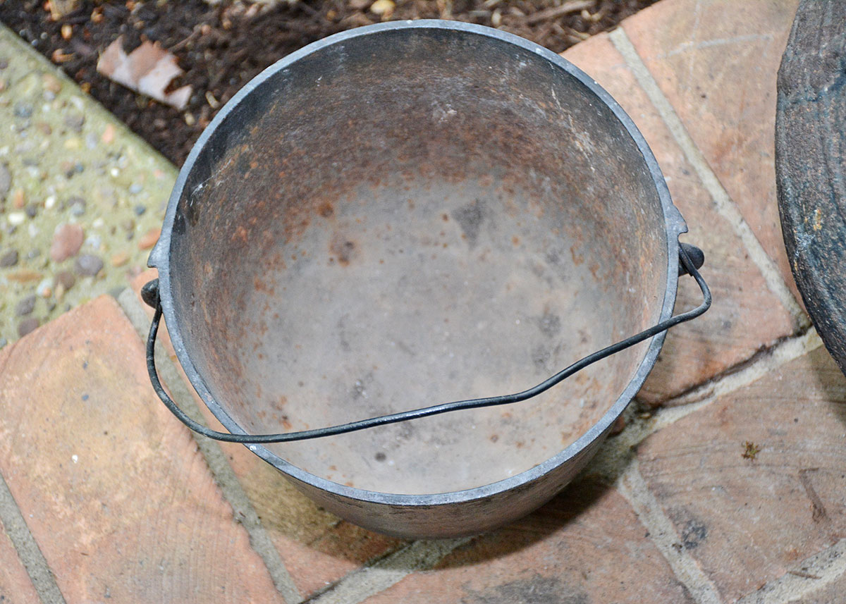 Vintage Cast Iron Cauldron