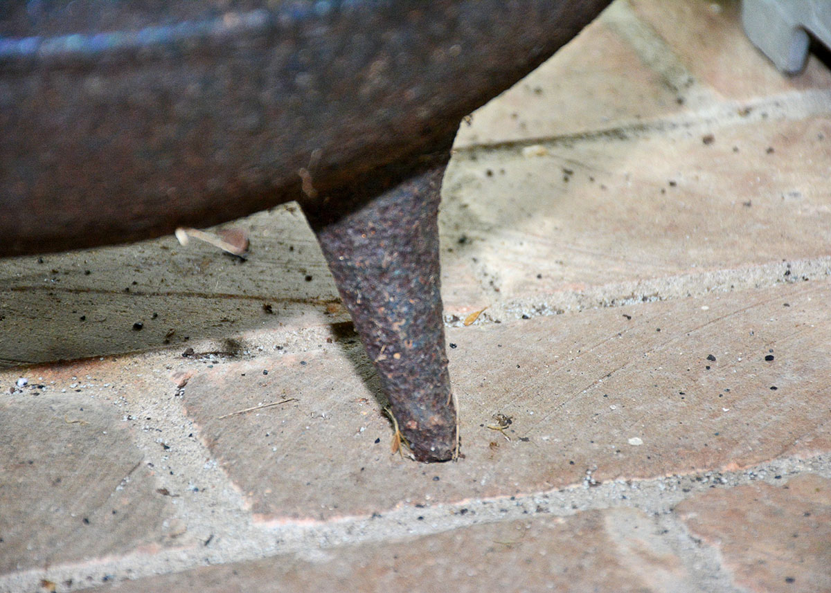 Vintage Cast Iron Cauldron