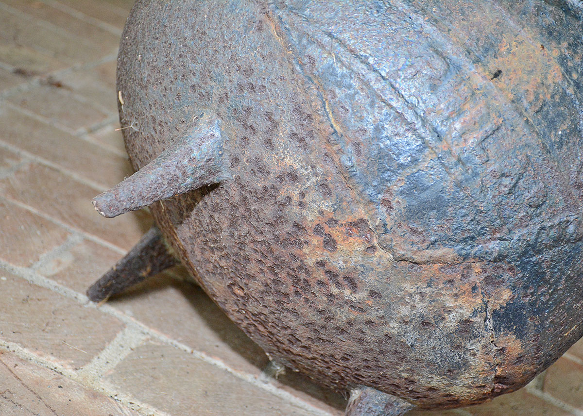 Vintage Cast Iron Cauldron