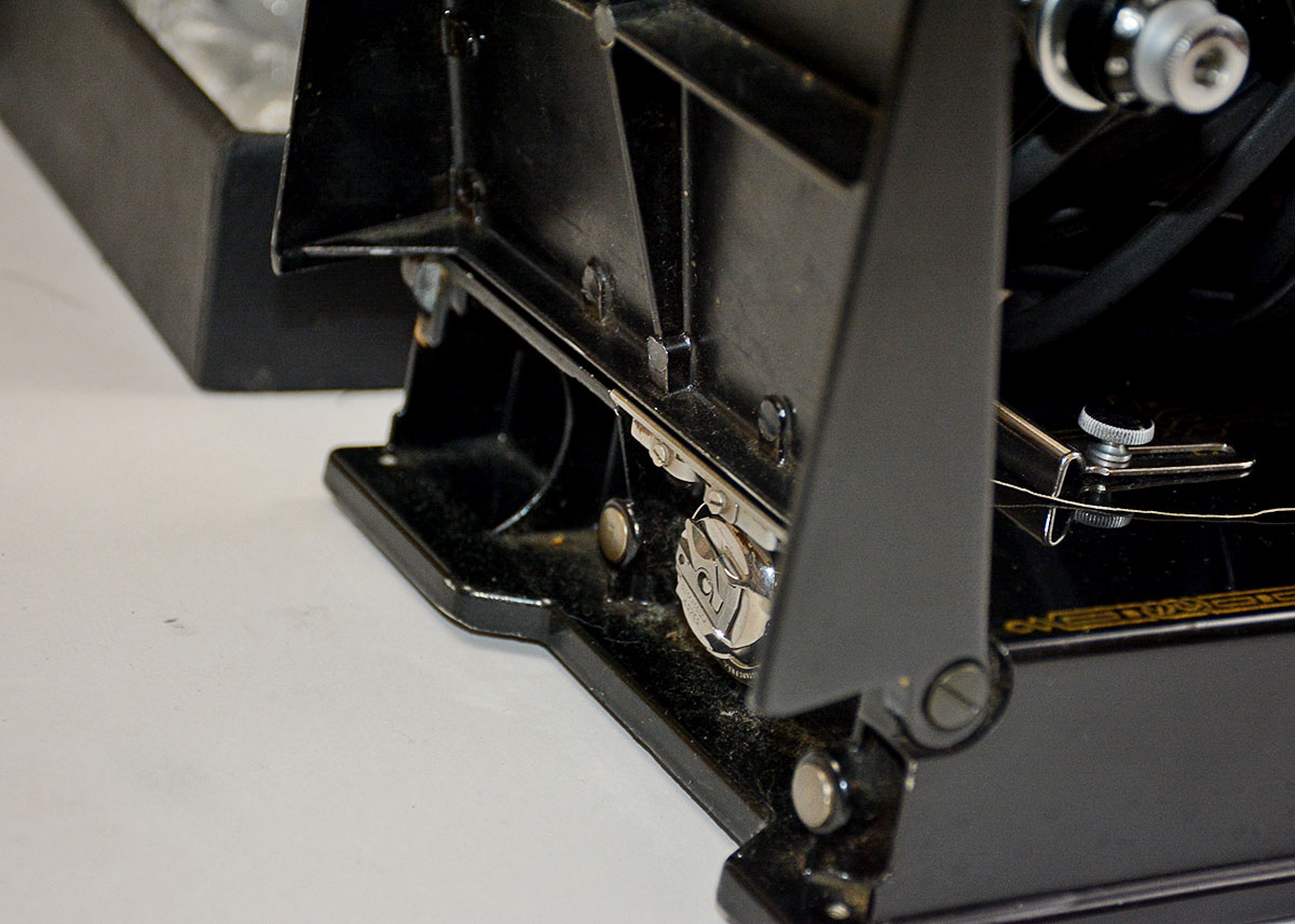 Vintage Portable Singer Sewing Machine