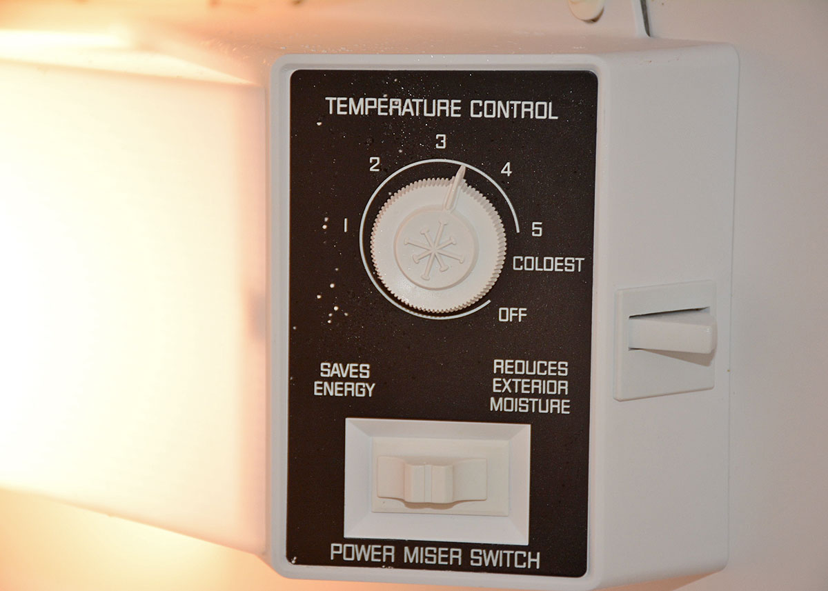 Sears Kenmore 15.1 Cubic Foot Locking Upright Freezer