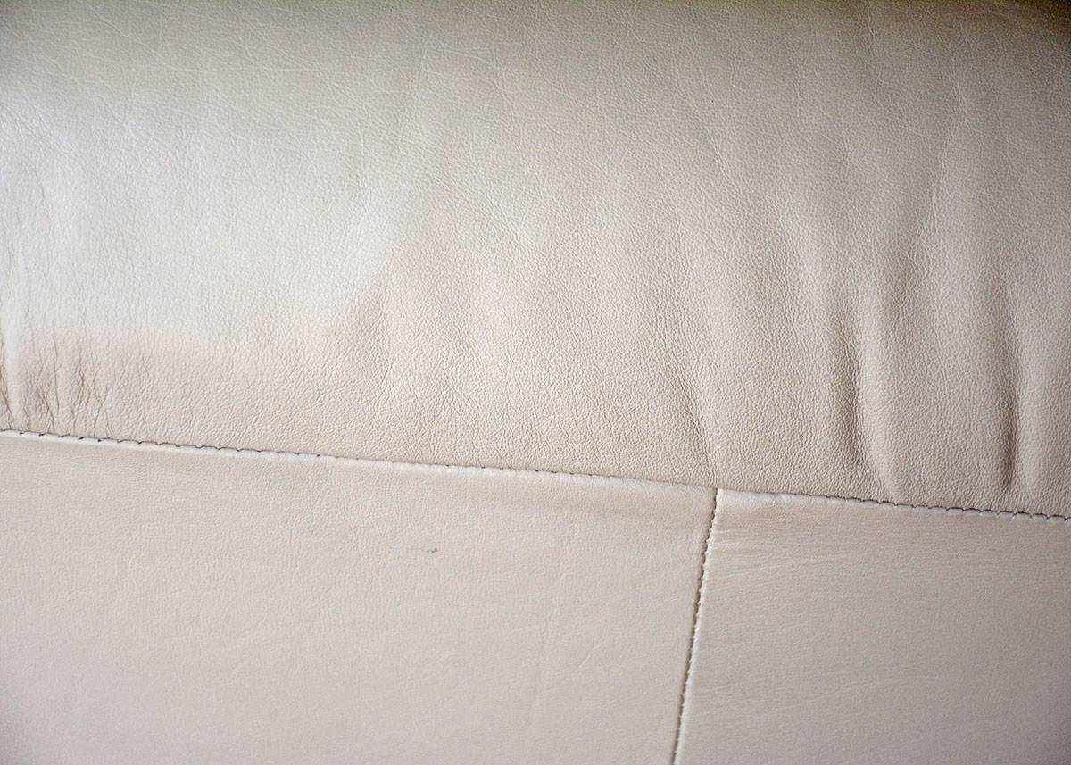 Leatherette Swivel Club Chair