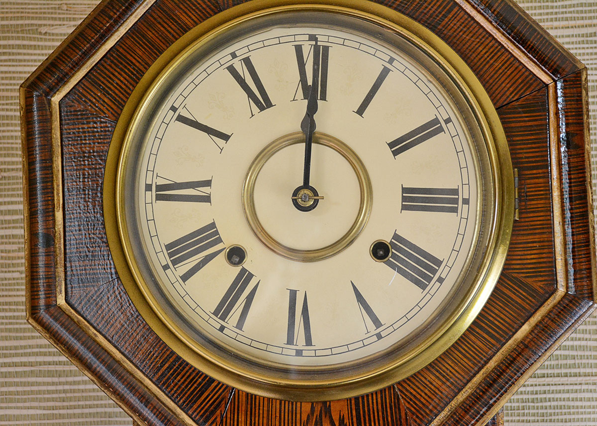 Antique Eight Day Seikosha Japanese Wall Clock