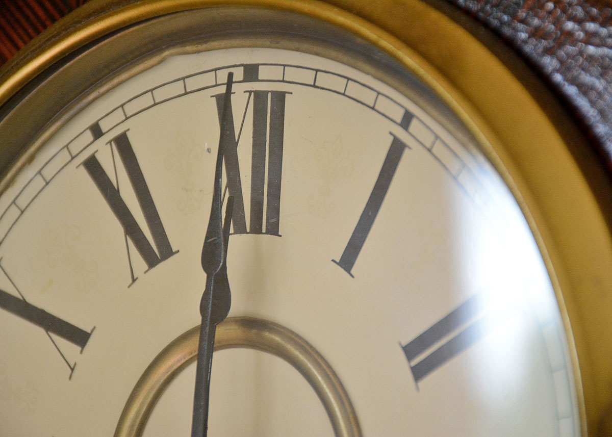 Antique Eight Day Seikosha Japanese Wall Clock