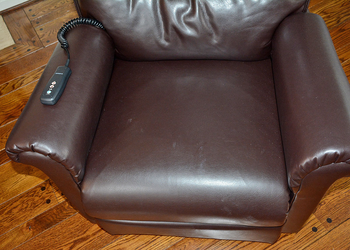 Leatherette Pride Lift Three Position Full Recliner