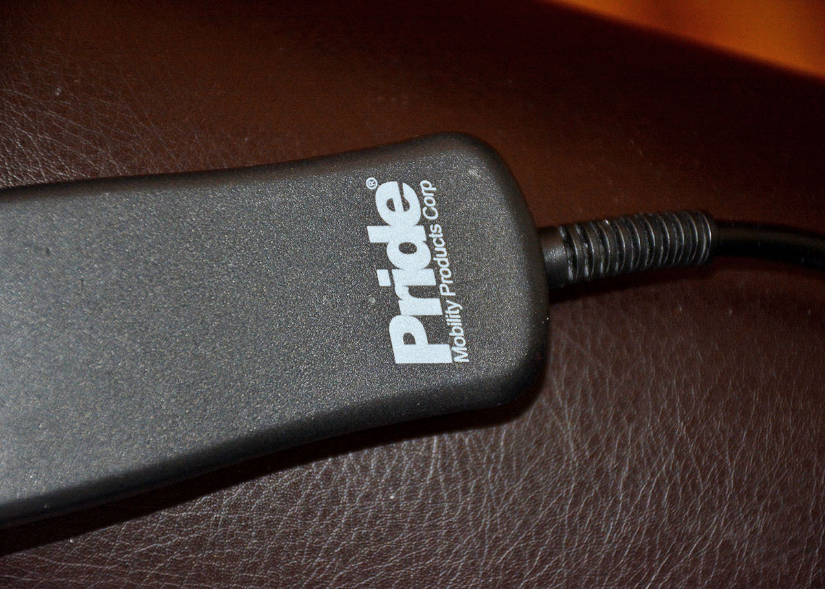 Leatherette Pride Lift Three Position Full Recliner