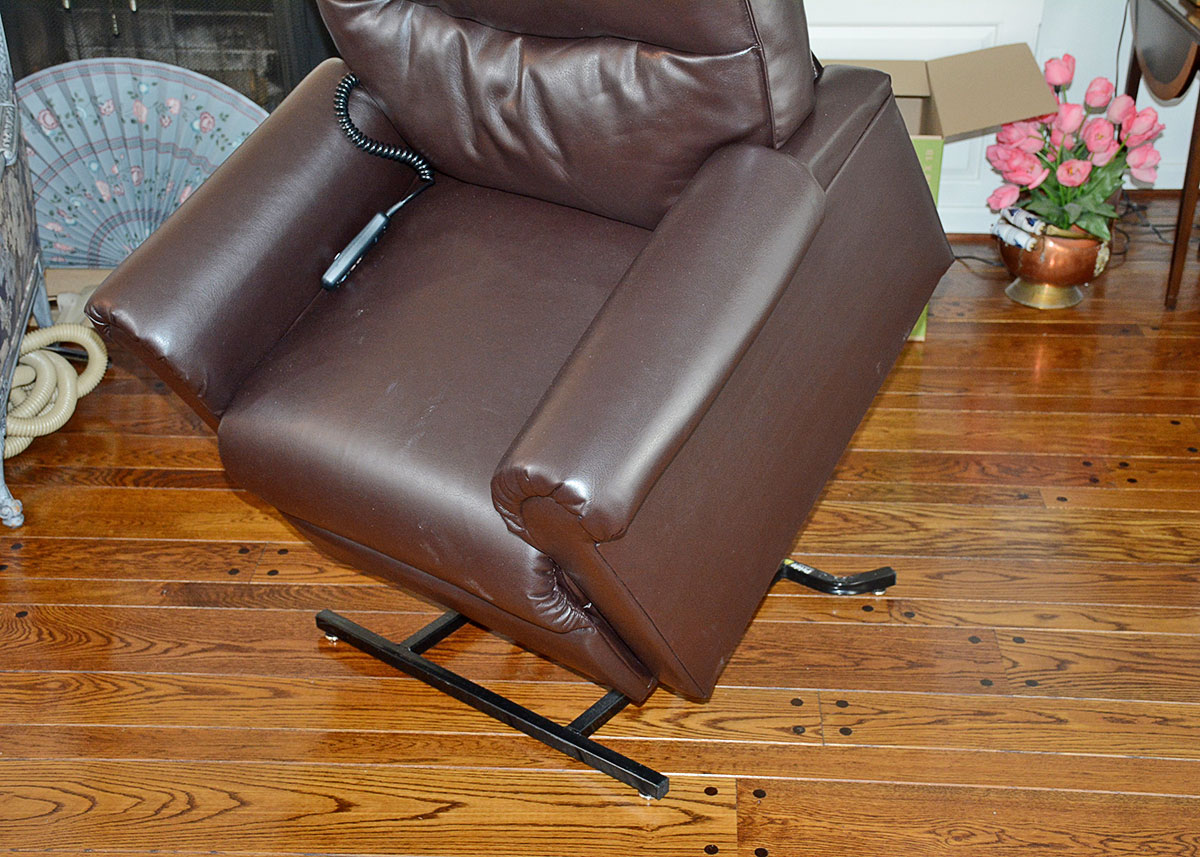 Leatherette Pride Lift Three Position Full Recliner
