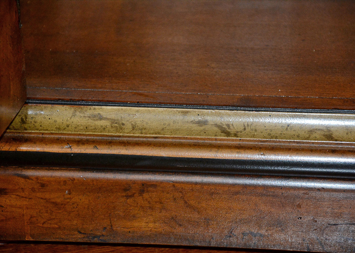 Flip Top Buffet Cabinet