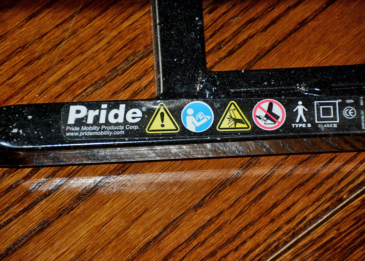 Leatherette Pride Lift Three Position Full Recliner