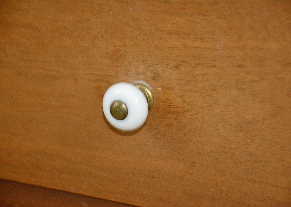 Mid Century Modern Chest of Drawers