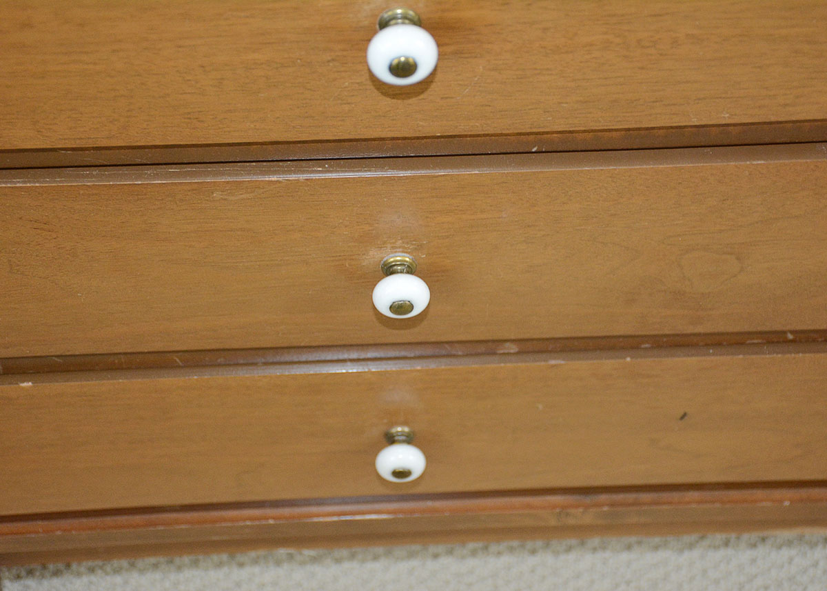 Mid Century Modern Chest of Drawers