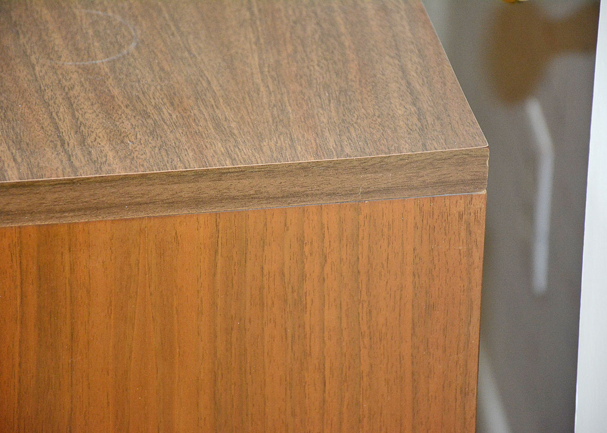 Mid Century Modern Chest of Drawers