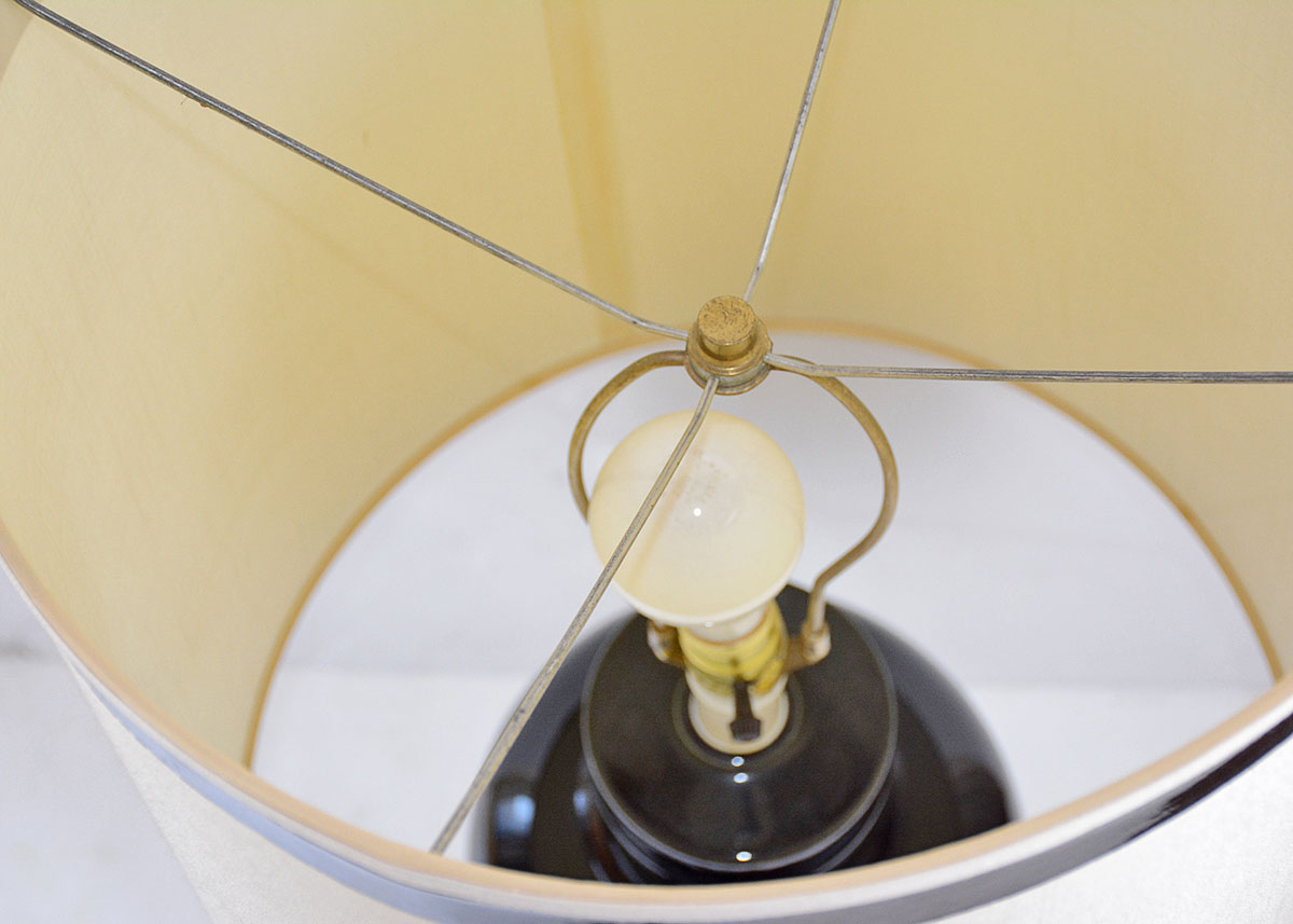 Ceramic Black and White Lamp