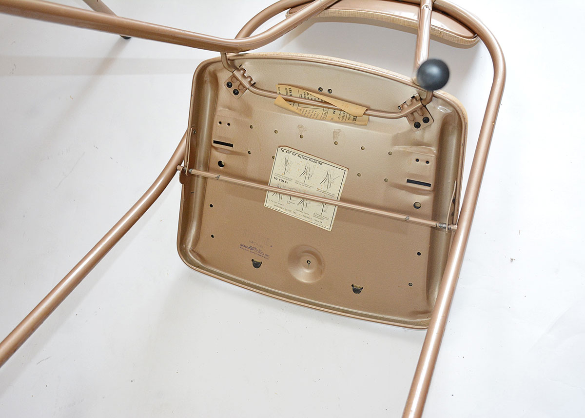 1950s Stylaire Folding Table and Chairs Set