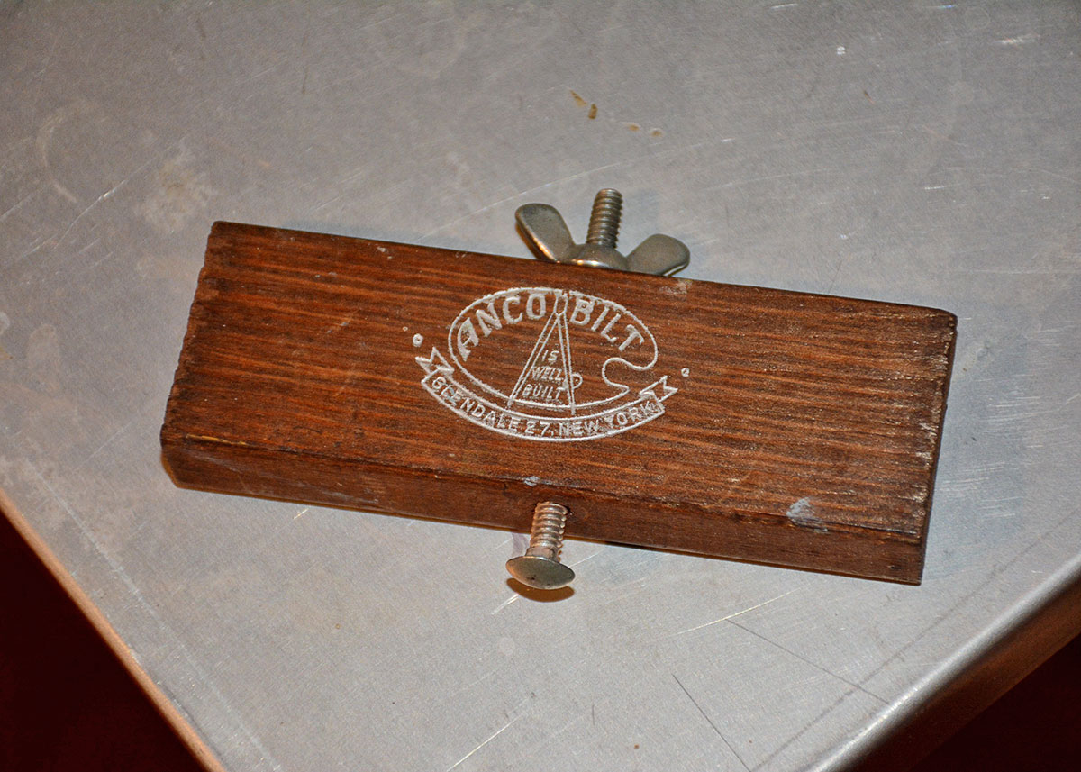 Collapsible Anco Bilt Table Top Easel