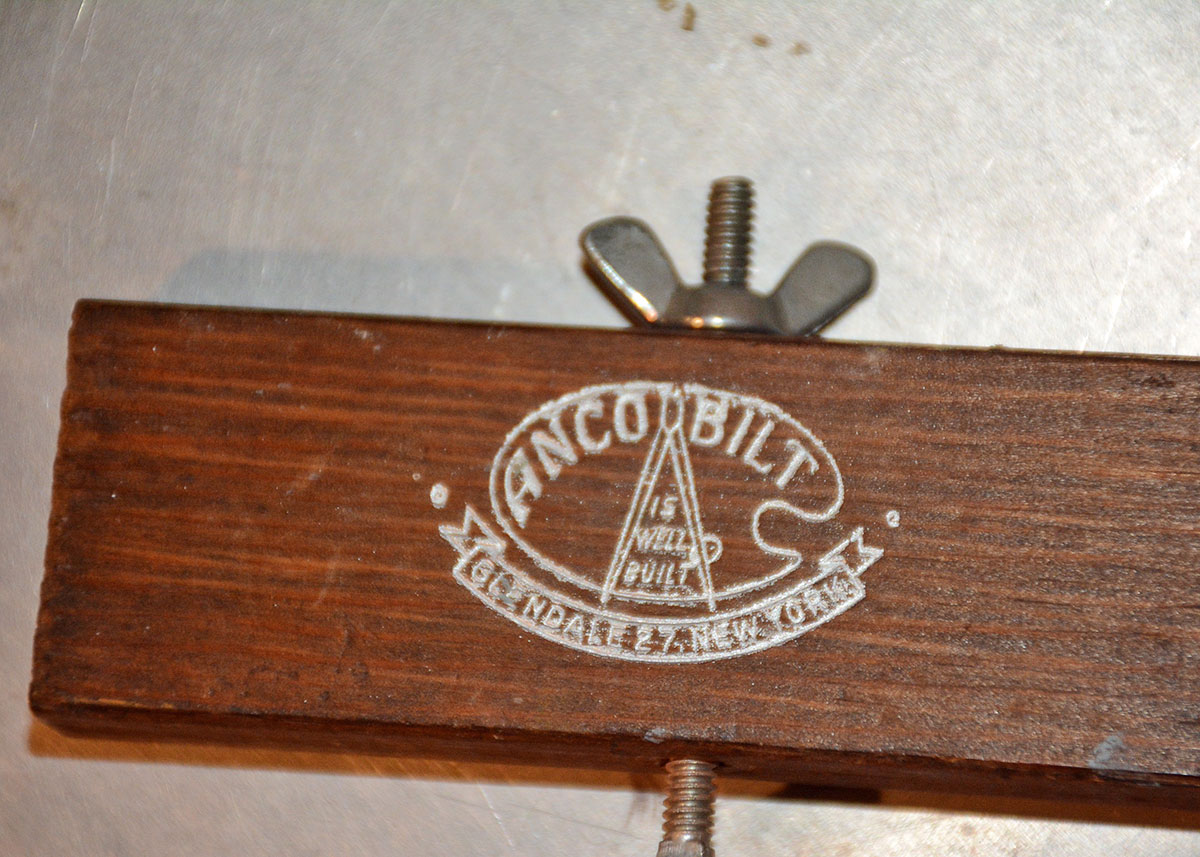 Collapsible Anco Bilt Table Top Easel