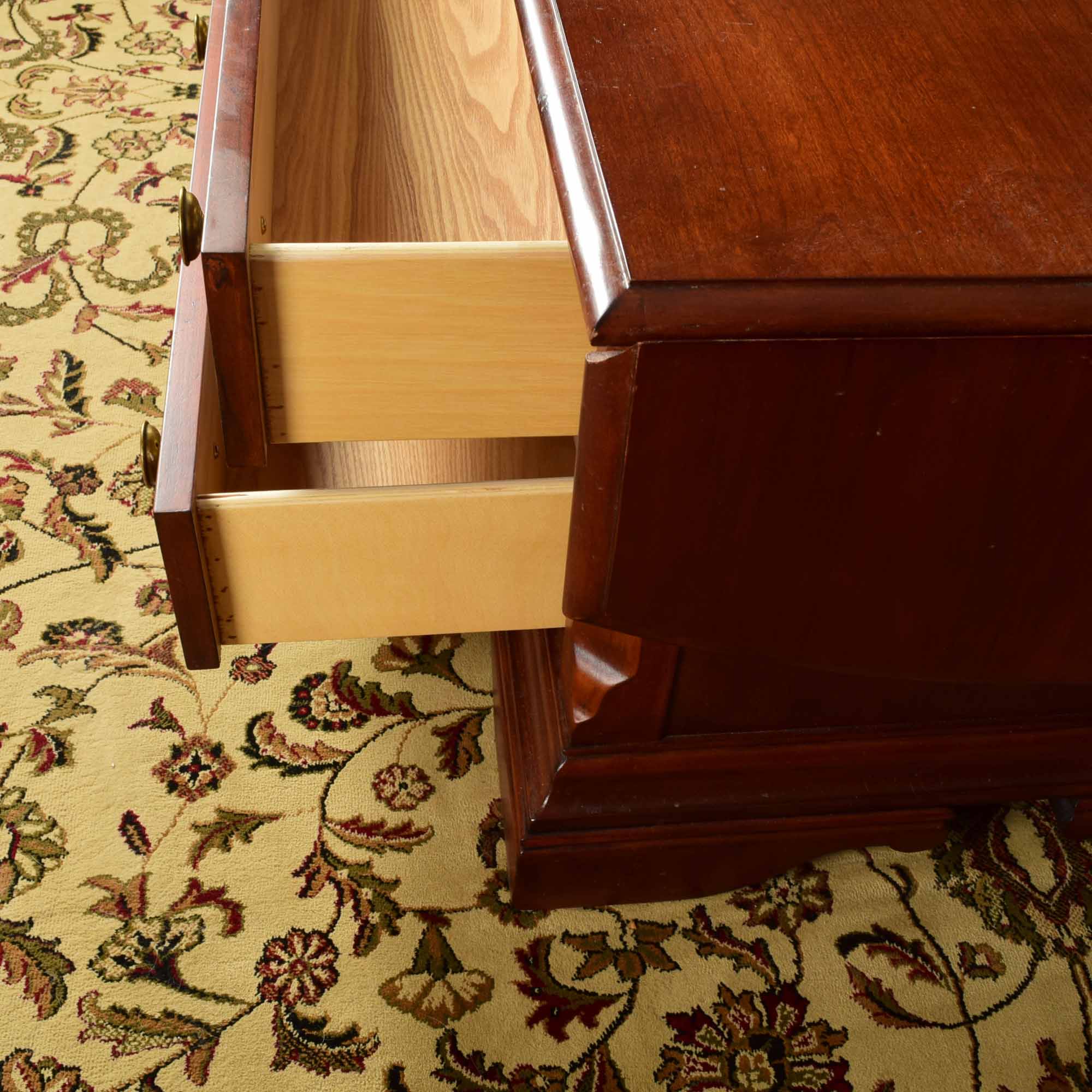 Broyhill Cherry Drop Leaf Coffee Table