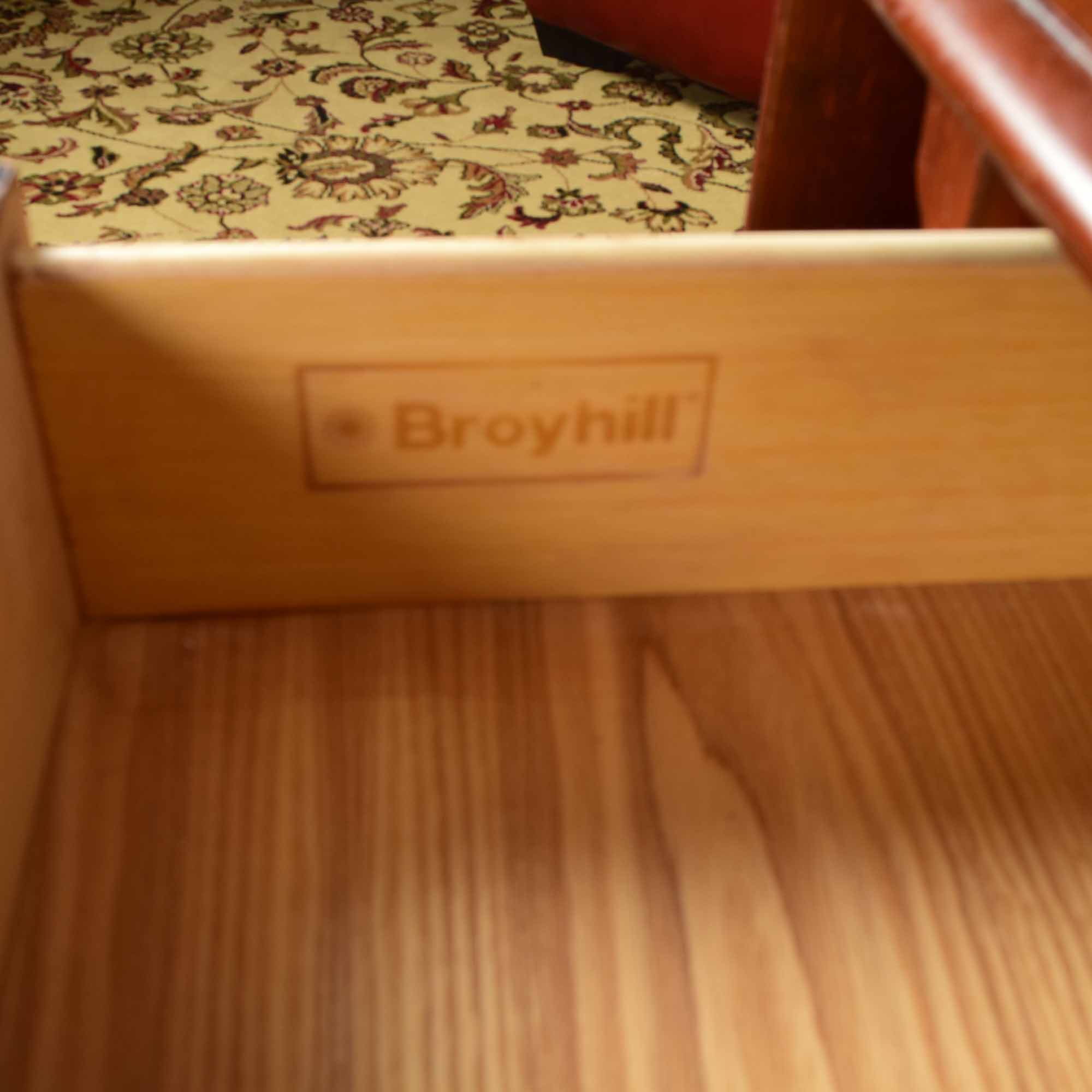 Broyhill Cherry Drop Leaf Coffee Table