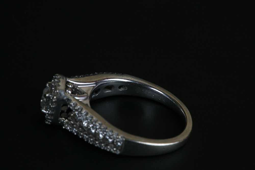 14K White Gold and Diamond Wedding Ring Set