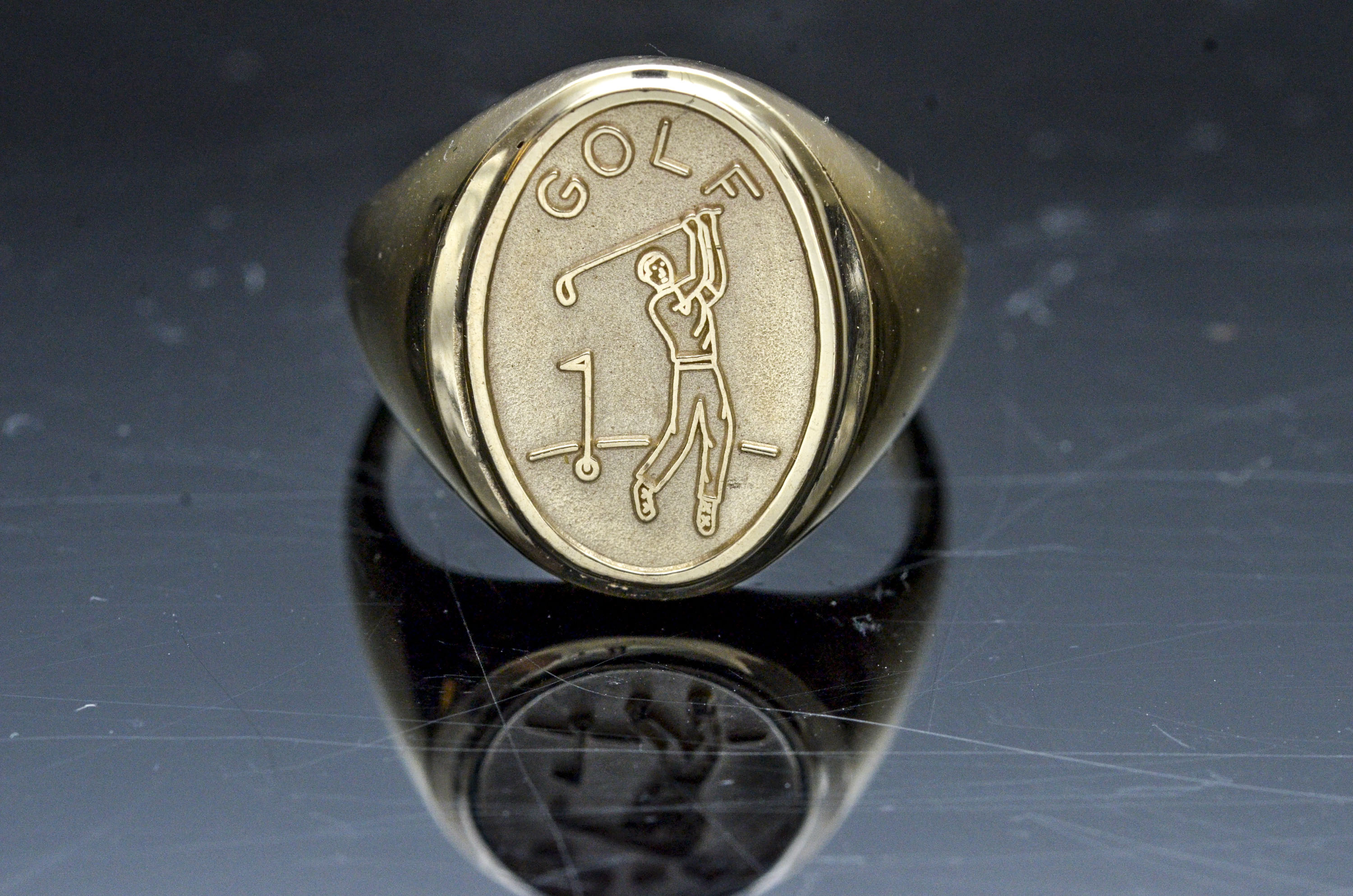 10K Yellow Gold Men's Golf Ring