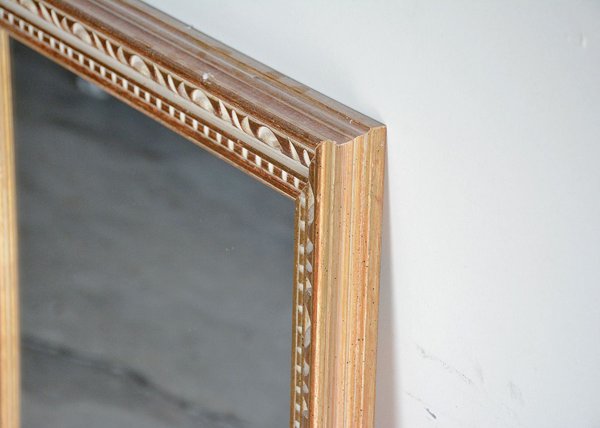 Carved Pattern Framed Wall Mirror