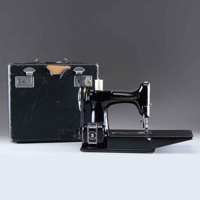 Singer Sewing Machine Featherweight Catalog 3-110 Simanco Motor