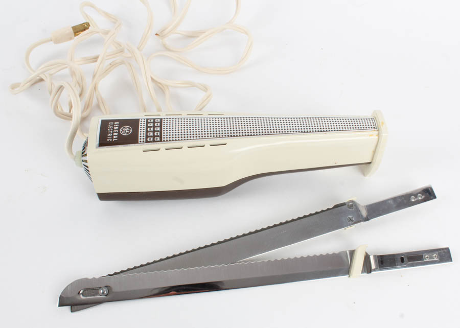 Vintage GE Electric Carving Knife