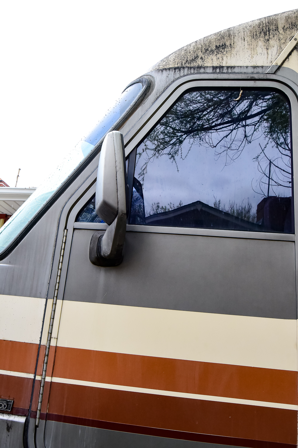 1987 Pace Arrow by Fleetwood Motorhomes