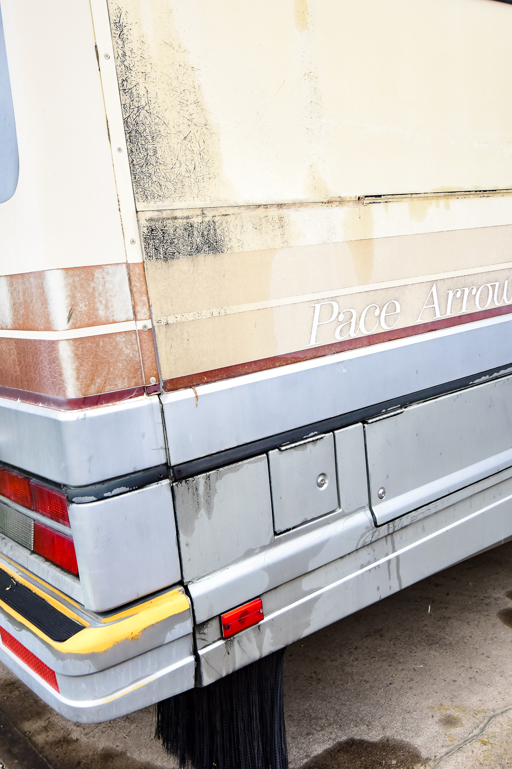 1987 Pace Arrow by Fleetwood Motorhomes